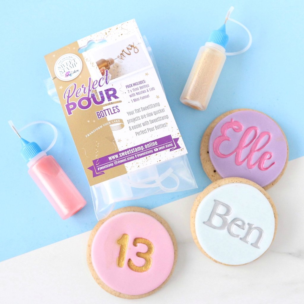 Sweet Stamp Measuring Cups 