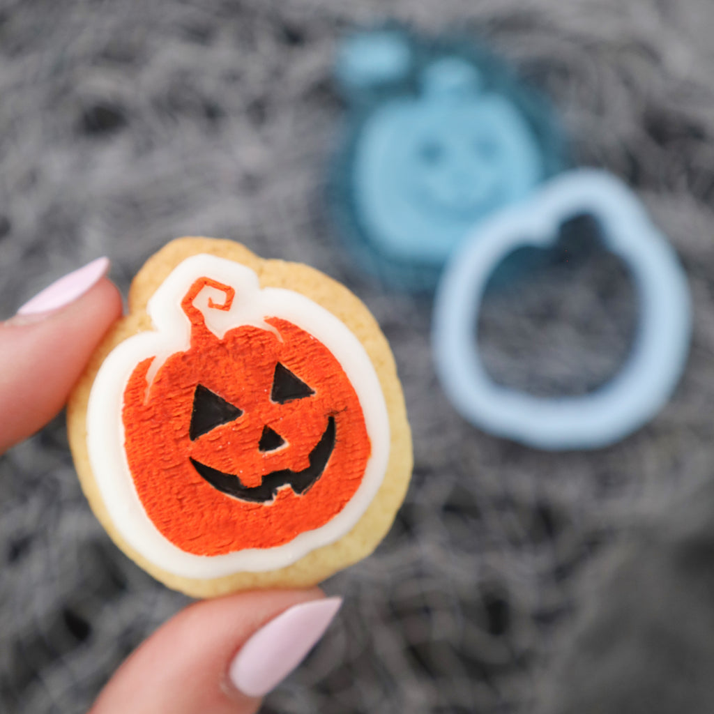 Halloween OUTboss Mini STAMP N CUT - Mini Creepy Pumpkin