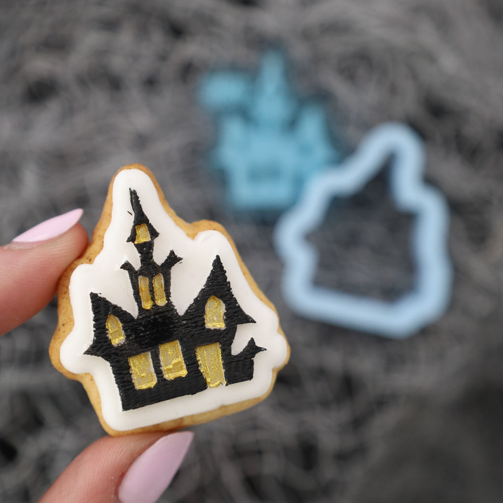 Halloween OUTboss Mini STAMP N CUT - Mini Haunted Mansion