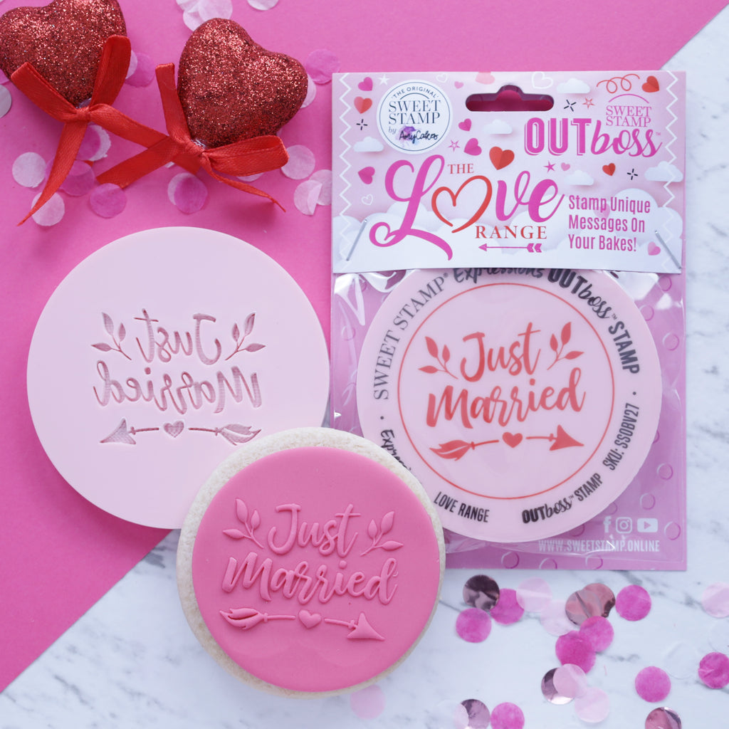 OUTboss Love - Just Married - Regular Size