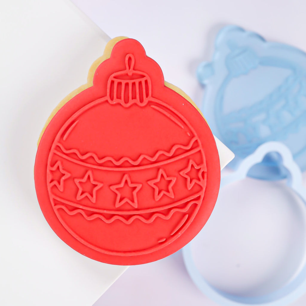 OUTboss STAMP N CUT - Christmas Bauble